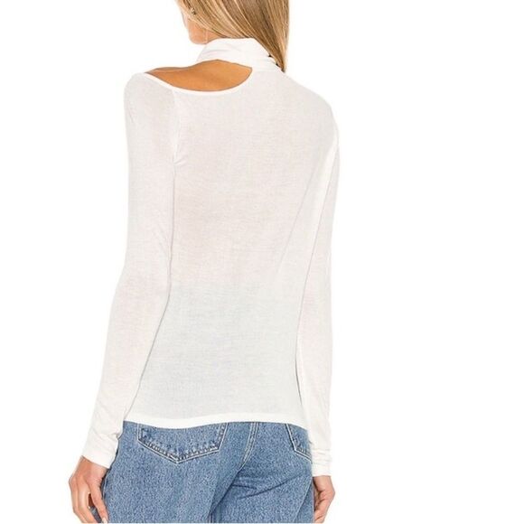 NWT X REVOLVE Penny Long Sleeve Top
One Grey Day - Picture 3 of 8